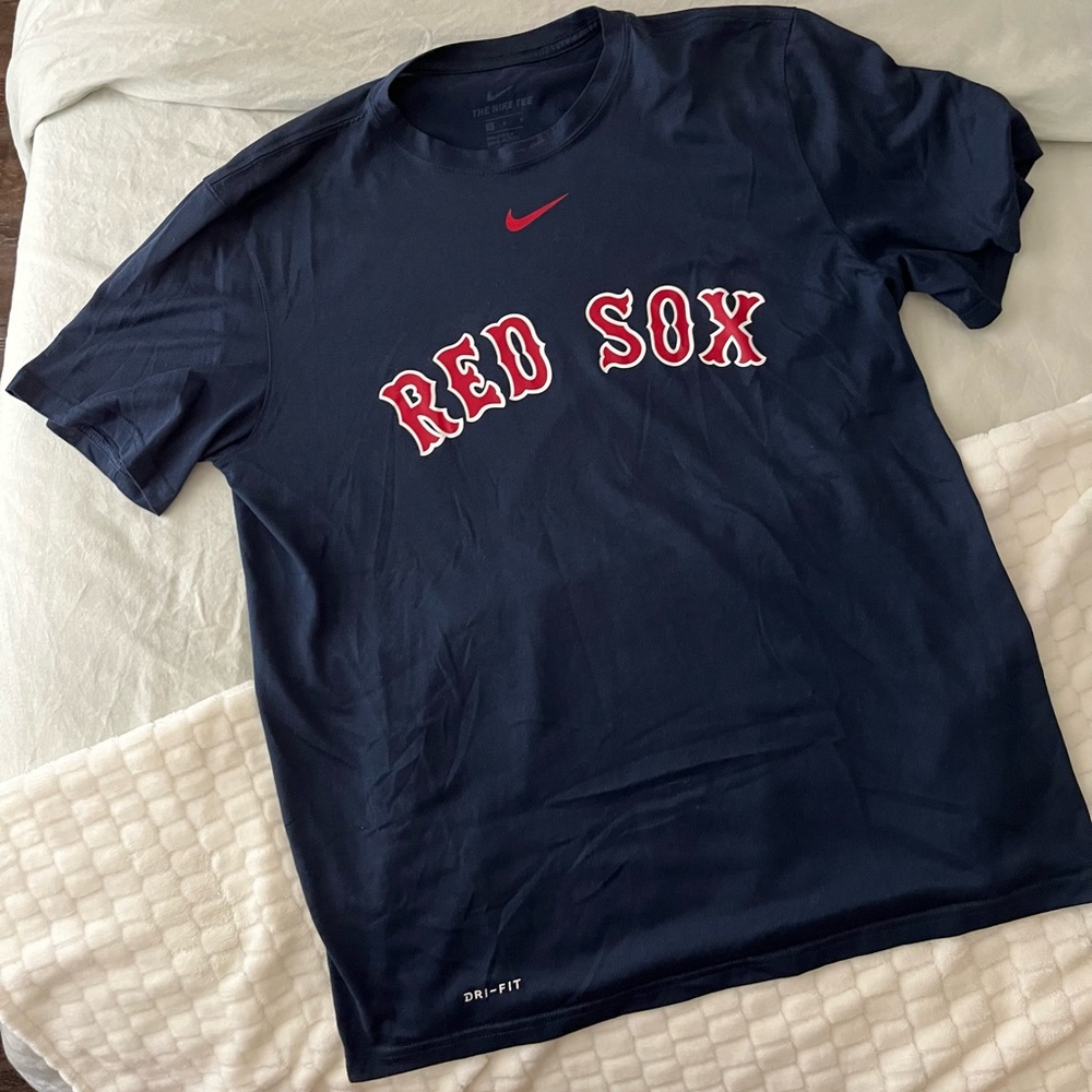 Nike Red Sox Tee
